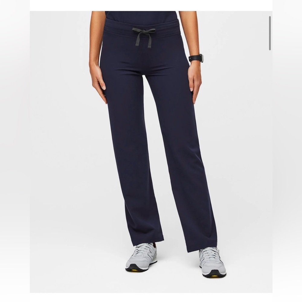 Figs Women's Navy Blue Scrub Pants